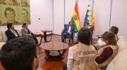 Arce pide votar con “responsabilidad y patriotismo” y recuerda que cuidar la democracia es “tarea de todos”