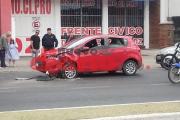 Choque entre dos autos en el barrio Juramento causó pánico