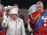 La drástica decisión que tomó antes de morir la reina Isabel II con el príncipe Andrés, su hijo favorito