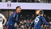 Arsenal gana por la mínima y mantiene el liderato de la Premier League