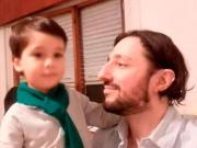 El hijo del presunto doble femicida de Córdoba se encuentra con una familia que lo conoce