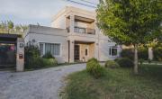 Cuántos salarios se necesitan para comprar una casa en Buenos Aires en octubre 2025