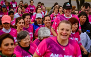 'Amo mis mamas': Ensenada realiza la 3° carrera por la concientización del cáncer de mama