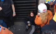 El fiscal pide elevar a juicio oral la causa contra el policía Rivaldi por gasear a una niña en una protesta frente al Congreso