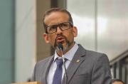 Camacho ratifica apoyo al gobierno de Paz y abre la posibilidad de asistir al acto de posesión si es invitado
