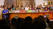 Las mujeres van por su representación