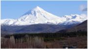 Buscan a dos escaladores extraviados en el Volcán Lanín: fueron por la cara sur no habilitada