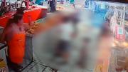 Menor de edad es agredido por una comerciante en el mercado Mutualista de Santa Cruz