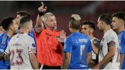 Polémica en la Sudamericana: Universidad de Chile empató sobre el final con un penal que enfureció a todo Lanús