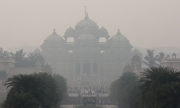 India experimenta siembra de nubes para luchar contra la contaminación en Delhi