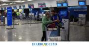 Pilotos cumplen con una medida de fuerza: afecta a 7000 pasajeros y cerca de 60 vuelos