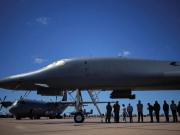Bombarderos B-1 estadounidenses volaron cerca del espacio aéreo venezolano