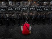 La muestra anual de fotoperiodismo argentino narra la historia reciente del país