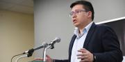 Ministro Planificación critica que organismos internacionales no reflejan esfuerzos del Gobierno