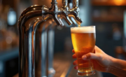 Venden cerveza sin alcohol a $1 en la veda de las elecciones 2025 por medio de una app: dónde conseguirla