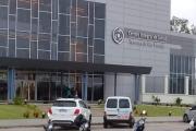Hacía tareas de mantenimiento en una cancha de pádel y sufrió fatal descarga