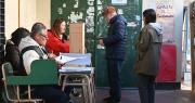 ¿Cuál es la irrisoria multa por no ir a votar en las elecciones y quiénes están exentos?