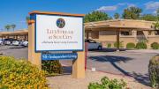 Polémica en ancianato de Arizona: Llevaba cuatro días muerto en una silla y fue descubierto por su sobrina durante una visita