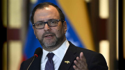 Canciller Yván Gil acusa a presidente electo de Bolivia de alinearse con intereses extranjeros