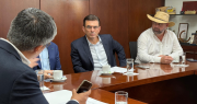 Rodrigo Paz confirma encuentro empresarial internacional en Santa Cruz en la previa a su posesión