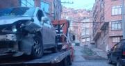 Chofer muere aplastado por su auto que se deslizó en una bajada en La Paz