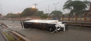 Lluvia en Santa Cruz: Calles convertidas en ríos, temor, alcantarillas tapadas ponen en evidencia el precario sistema de drenaje
