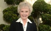 Murió June Lockhart, estrella de “Lassie” y “Perdidos en el espacio”: tenía 100 años