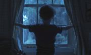De qué trata Weapons, la película de terror de HBO Max que es un éxito para ver: reparto