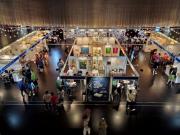 Del ‘Quijote’ en miniatura a ‘Lolita’ en ruso: tesoros para buscar en la Feria del Libro Antiguo