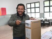 Gustavo Sáenz responsabilizó a Cristina Kirchner por el resultado de las elecciones: dijo que puso candidatos a dedo y que intervino los PJ de Salta, Jujuy y Misiones