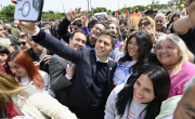 Kicillof retomó la agenda de gestión: “Hay una verdadera emergencia laboral, alimentaria y social”