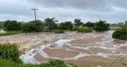 Puerto Paila en emergencia: Lluvias impiden el trabajo de maquinaria tras rotura de dos diques