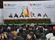 El TSE entrega credenciales a los nuevos legisladores y les encomienda dos temas urgentes