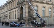 Cinco nuevos detenidos en Francia por el robo en el Museo del Louvre