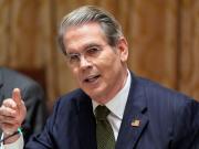 El mensaje de Bessent y otro guiño a Milei que mira el mercado tras el triunfo electoral de La Libertad Avanza