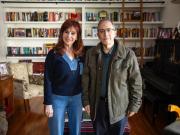 Extraña visita de Carlos Maslatón a Cristina Kirchner en San José 1111: críticas a la Justicia, citas bíblicas y una reunión entre dos militancias antagónicas