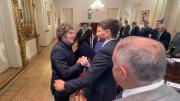 Así fue el saludo de Javier Milei con algunos gobernadores y su gabinete en Casa Rosada