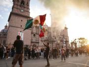 Toman y destrozan un palacio de Gobierno en México, en un desborde de las protestas por el crimen del alcalde Carlos Manzo