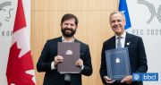 Chile y Canadá firman una modernización de su asociación estratégica en la cumbre APEC