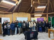 Mujeres de Tortel se capacitan en temas de liderazgo, participación y autonomía