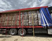 Reciclaje domiciliario en Aysén: Despachan 32 toneladas de vidrio. cartón, botellas PET y latas de aluminio