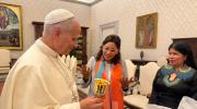Papa León XIV recibe a boliviana Cecilia Barja en el marco de la visita de la Ceama