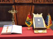 Reponen el crucifijo y la Biblia para tomar el juramento de los diputados