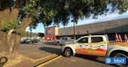 Guardia es baleado por delincuentes que estaban robando en supermercado de Chiguayante