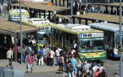 Crisis del uso del transporte público por los tarifazos de Milei