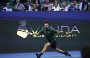 Djokovic regresa con victoria en Atenas