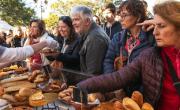Un pedacito de Francia en Buenos Aires: así es el evento gratuito de gastronomía francesa que te invita a comer con música en vivo