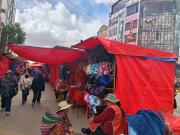 Feria de Todos Santos se inaugura en Oruro con regulaciones para comerciantes