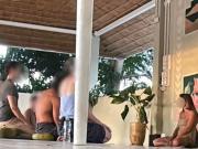 Es profesora de yoga y daba clases de sexualidad sagrada: ¿por qué la arrestaron durante un martes tántrico?