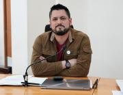 CORE Guglielmi pide investigar recambio de calefactores: Hay miles de unidades en bodega